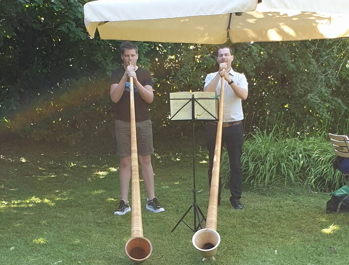 alphorn.jpg